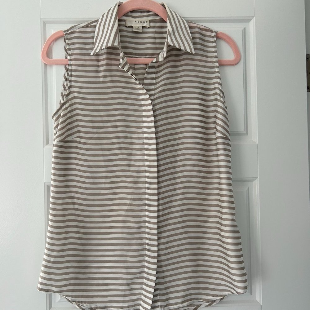 Kenar Sleeveless Blouse